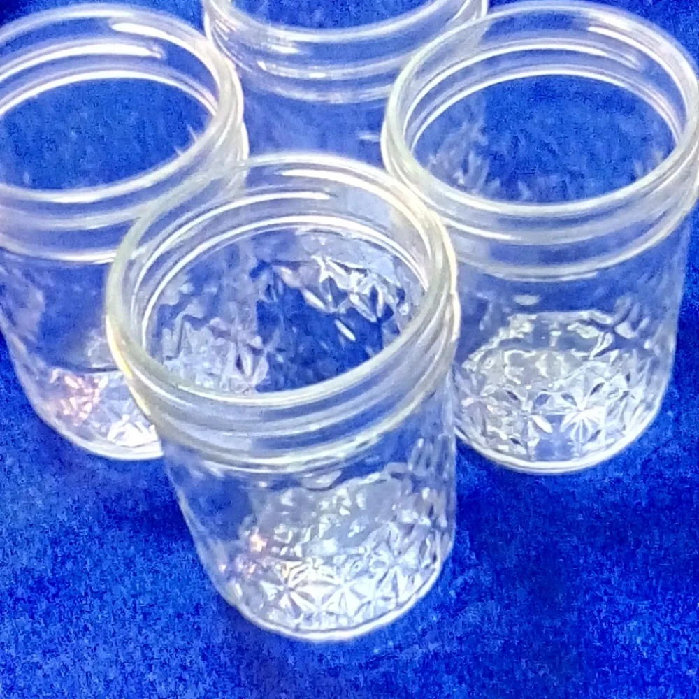 4 Vintage Quilted Crystal Bottom Embossed